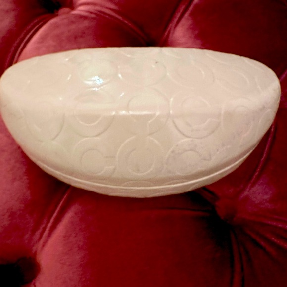 Coach sunglasses case - Picture 2 of 2